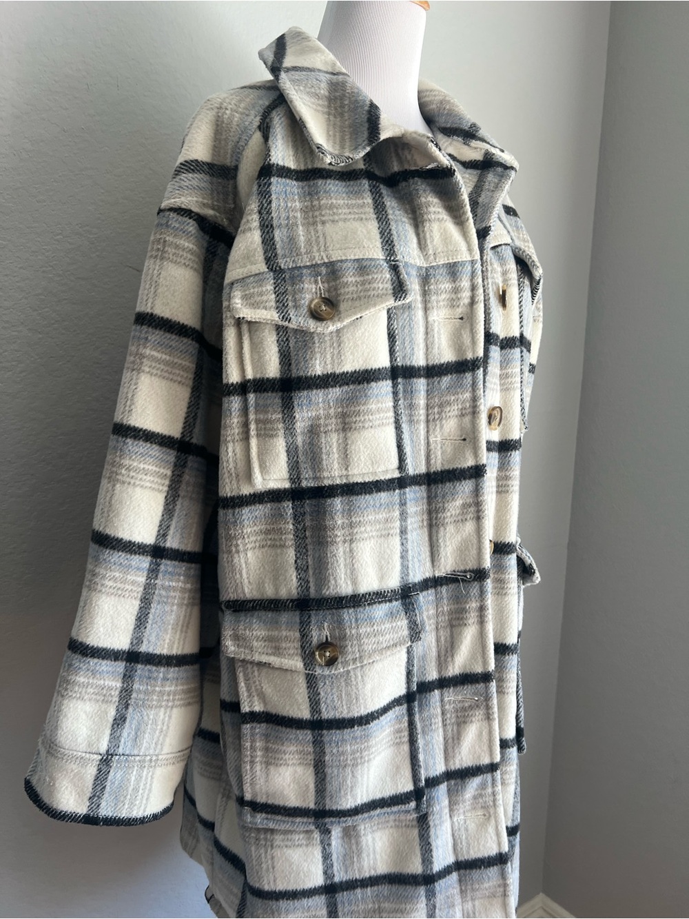 American Eagle Plaid Oversized Long Flannel Jacket, M
